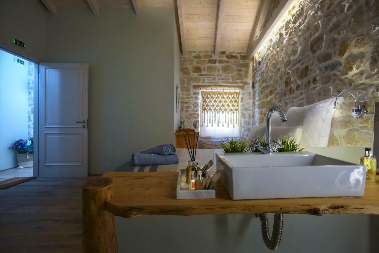 Paxos Fairytales Lovenest 1 Gaios Exteriör bild